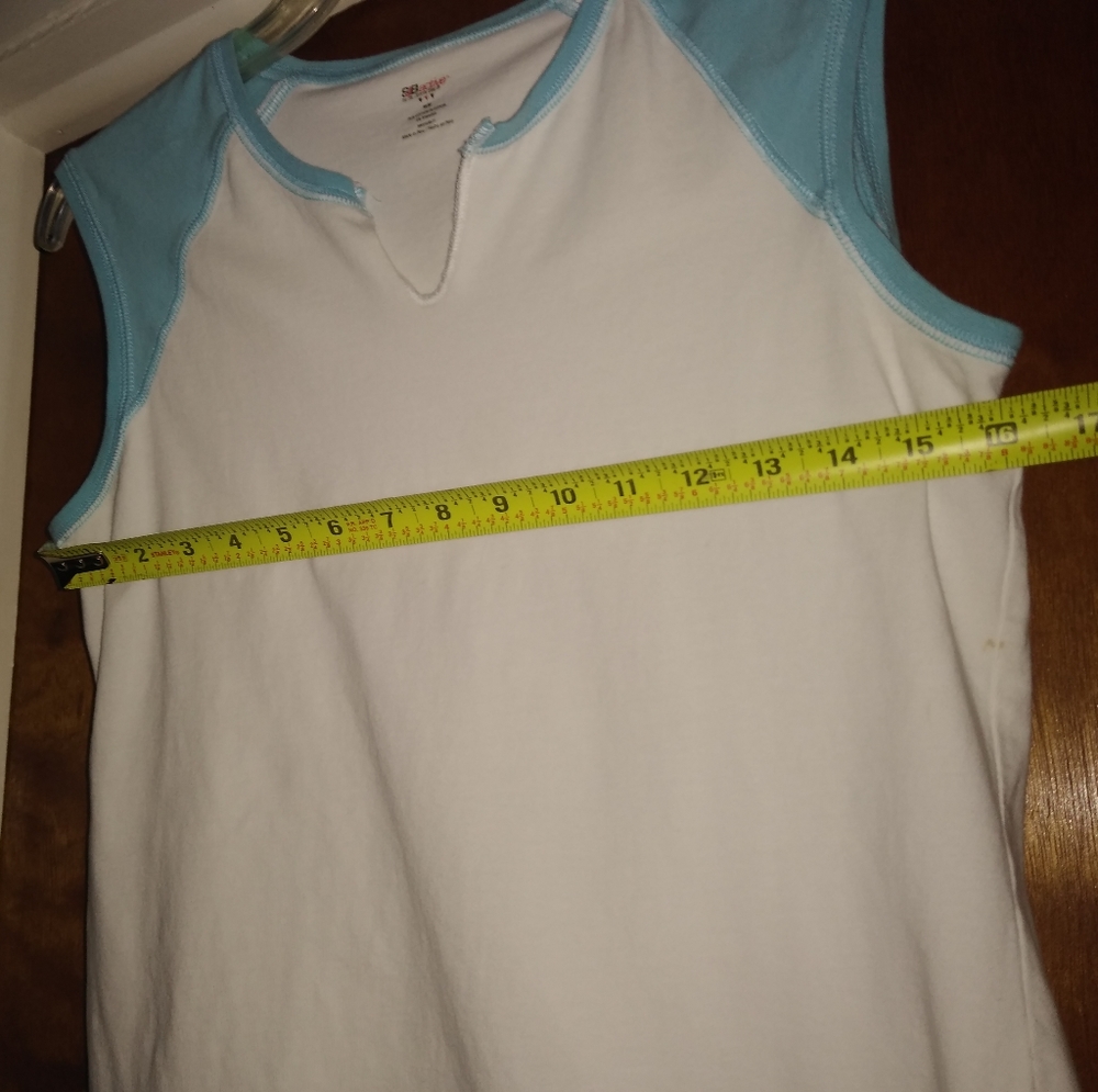 Was💲6! 🎉5/$20Cute sleeveless top - Picture 8 of 9